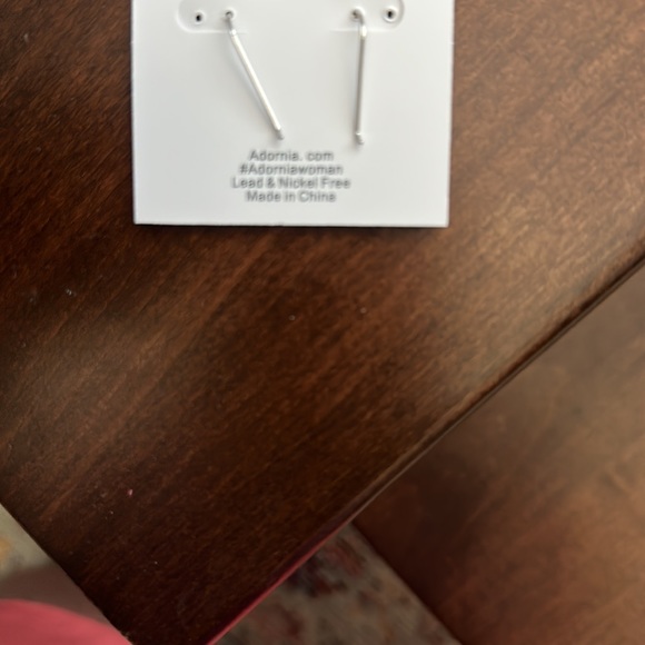 Adornia earrings NWT - Picture 2 of 2